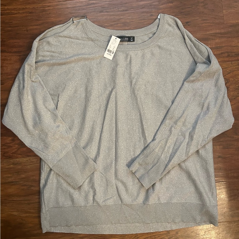 NWT New York & Company Women’s Shimmery Silver Sweater with Cut Outs, Size 2X